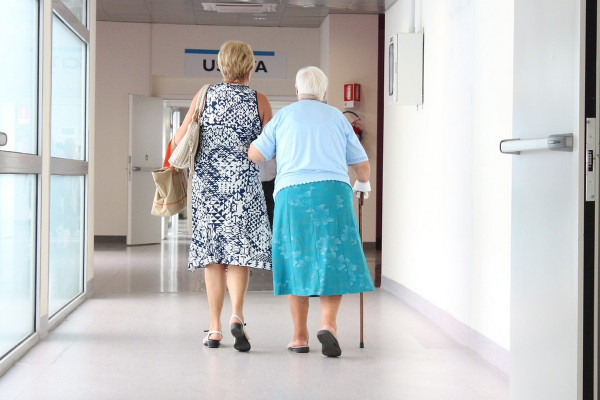 Sočutje namesto strupa